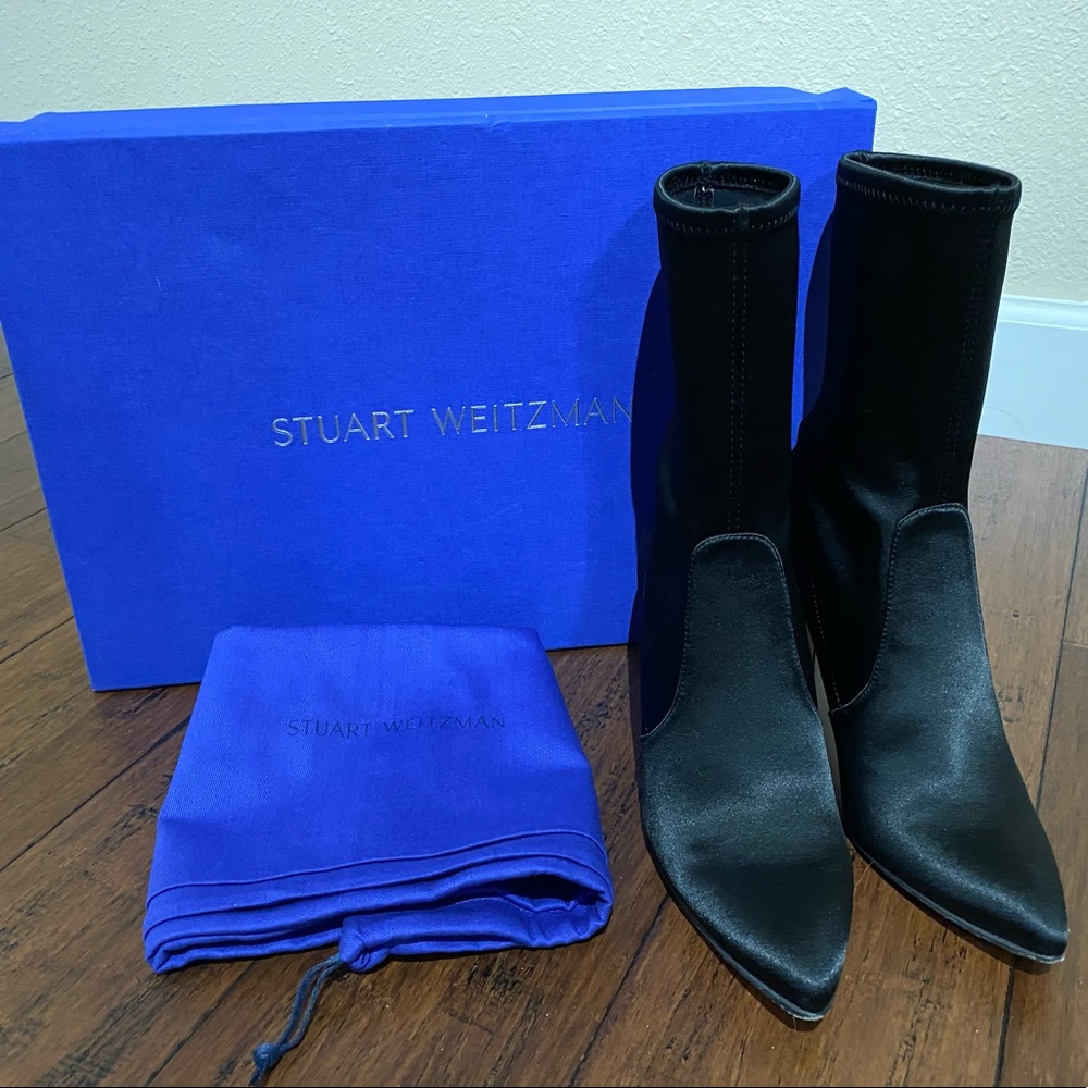 Stuart Weitzman Bootie